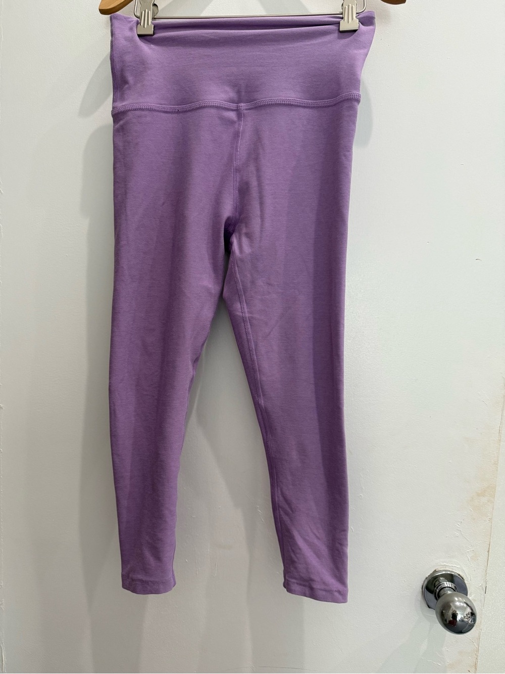Beyond Yoga Capri  Stretch Leggings